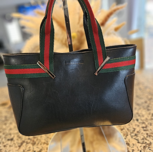 Authentic Mini Gucci Leather Handbag - Picture 1 of 17